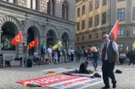 İsveç'te terör örgütü yandaşları yine gösteri düzenledi!